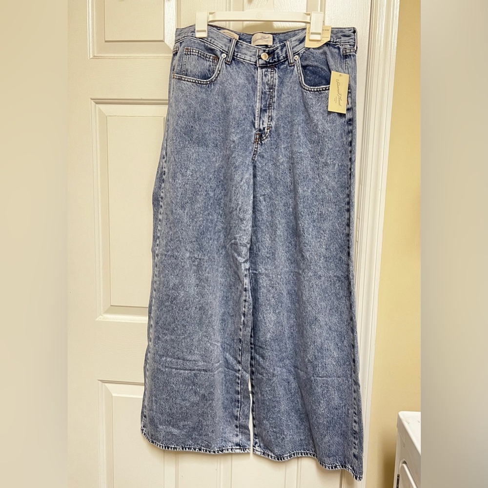 NWT Universal Thread Women's Mid Rise Light Wash Super Wide-Leg Jeans 14 - Picture 3 of 10